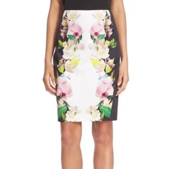Ted Baker Dresses & Skirts - Ted Baker Sz 4 Dayian Forget Me Not Floral Feminine Pencil Skirt